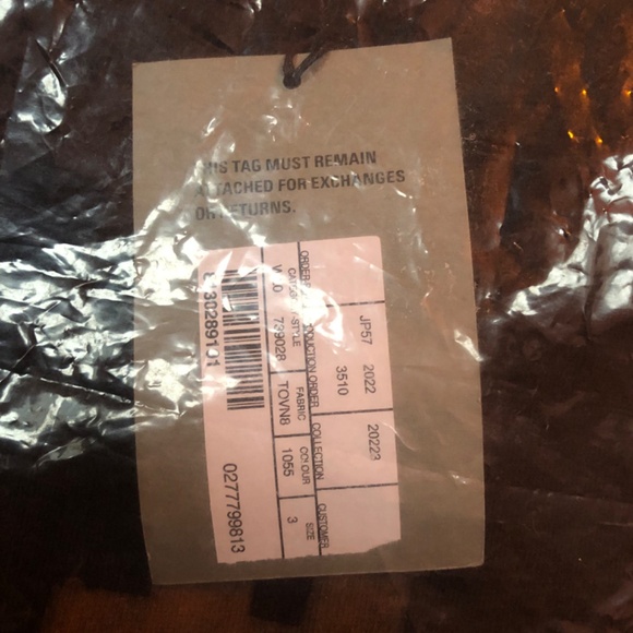 Balenciaga Crypto T-shirt Size Medium Unisex NWT Unused Black - Picture 3 of 5